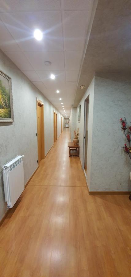 Hotel Gomar Сан-Мартин-де-Монкайо Экстерьер фото